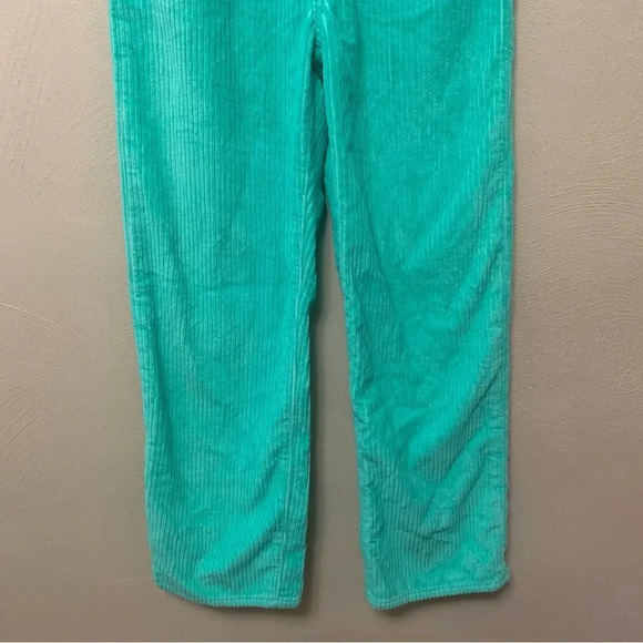 Levi’s Ribcage Straight Ankle Pants in Electric Green Corduroy Size 24 - Picture 7 of 16